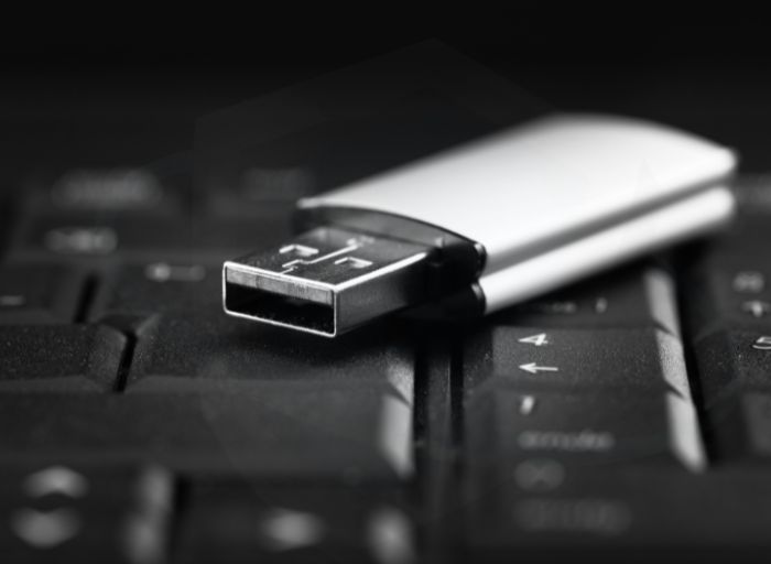 Securely Delete Data on SSD and USB Sticks
